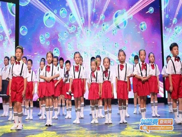 少儿主持培训加盟