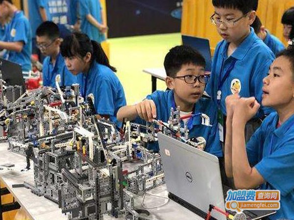 青少年机器人培训加盟
