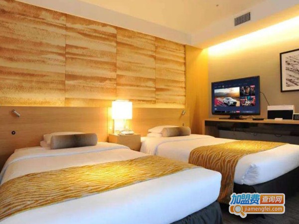 中低端酒店加盟费