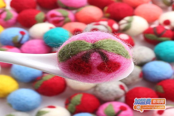 琪琪饰品连锁店加盟费