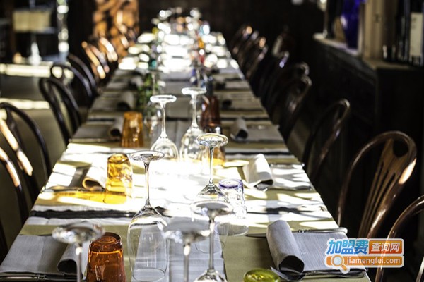 自助回转寿司加盟费