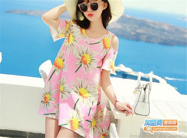 靓丽女装加盟费