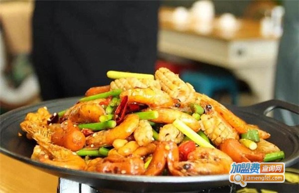 鱿鱼鸡火锅加盟费