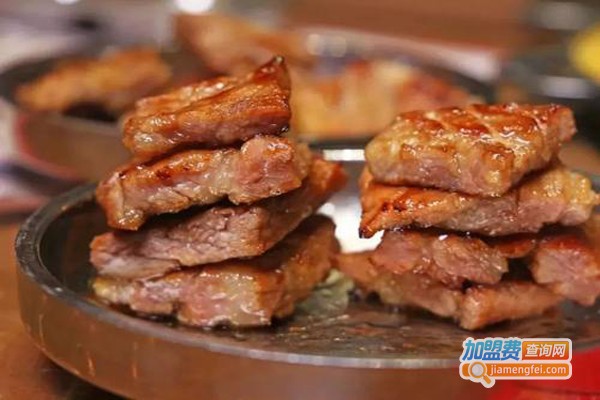 青瓦炭烤肉加盟费