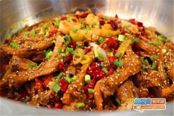 张大师鸭爪爪干锅加盟费