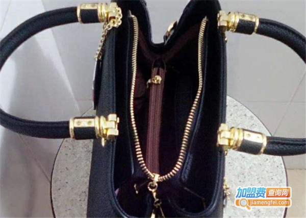 意尔康女包加盟费