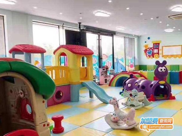 品牌亲子早教加盟费