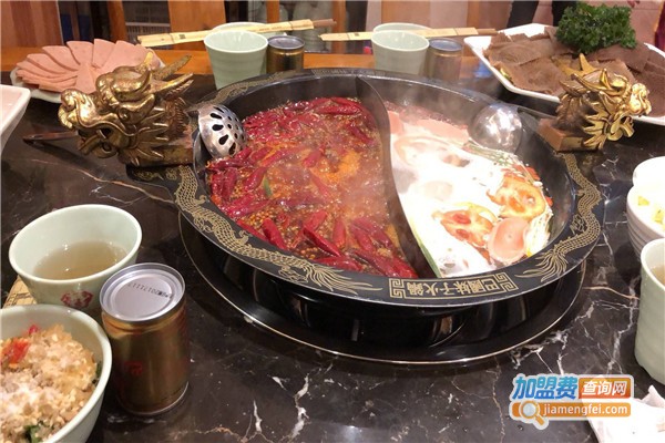 巴国妹子火锅加盟费