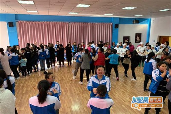 刘诗昆幼儿园加盟费