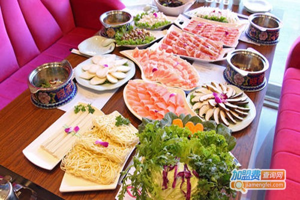 晓荷塘火锅加盟