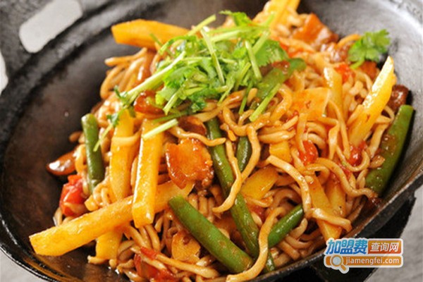 小铁锅焖面加盟费