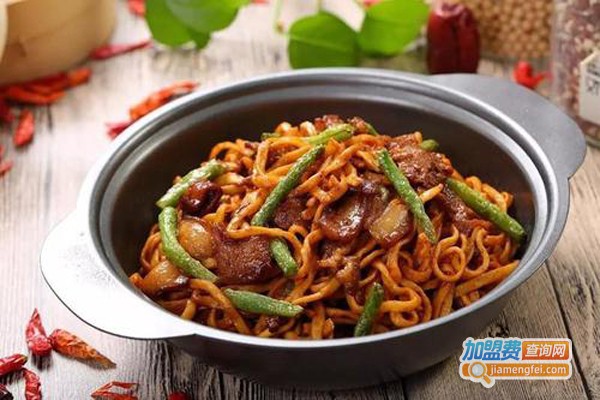 小铁锅焖面加盟费