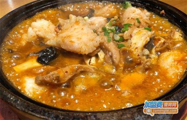 小鸡小鱼石锅煲加盟费