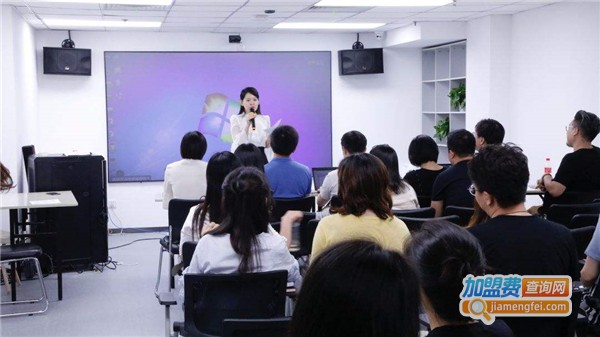 方唐文学大语文加盟费