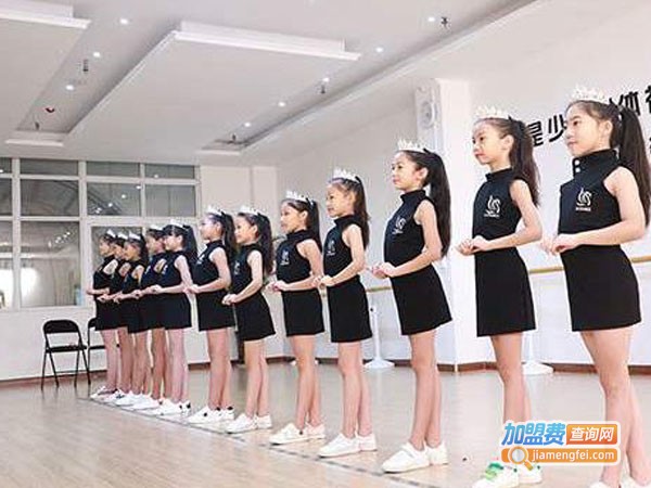 儿童模特培训加盟费