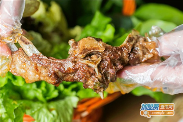 啃骨头酱骨火锅加盟费