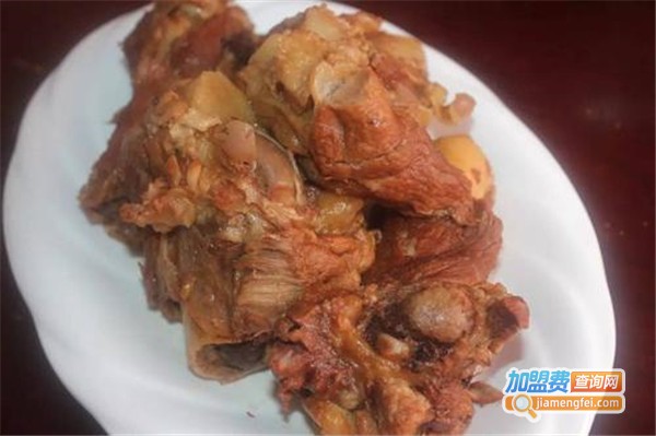 硬啃酱骨火锅加盟费