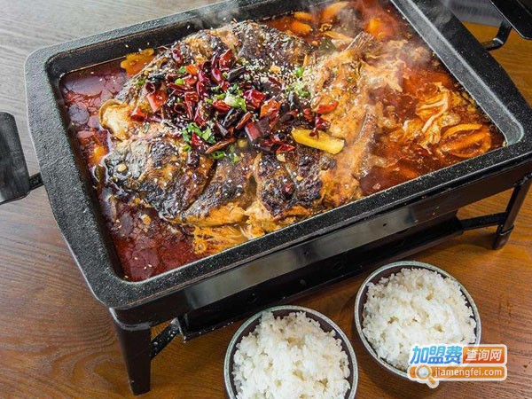 恋上鱼的猫无骨烤鱼加盟费