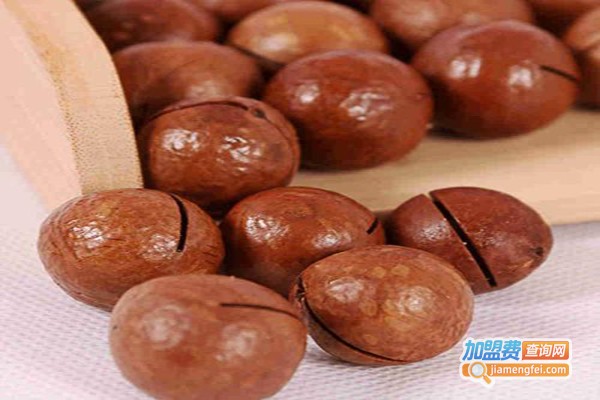 甜嘴猫特价零食加盟