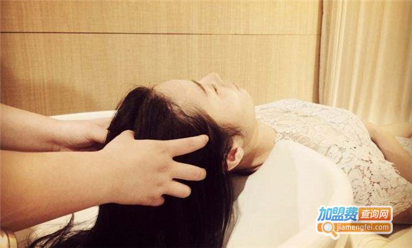 翡冷翠养发加盟费