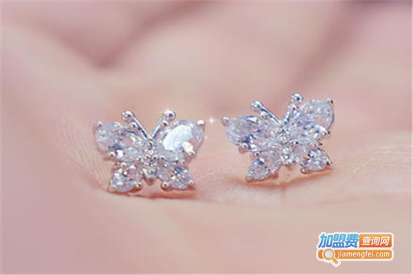 俏佳人饰品店加盟