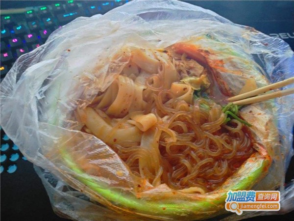 桦南二中大碗麻辣烫加盟