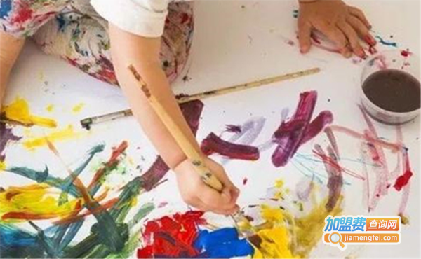 蒙绘雅舍美术加盟费