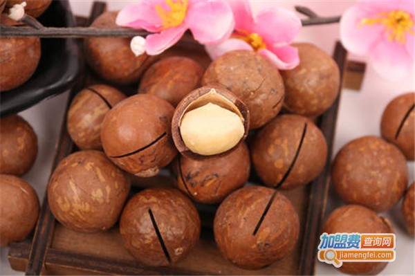 甜嘴猫特价零食连锁加盟费