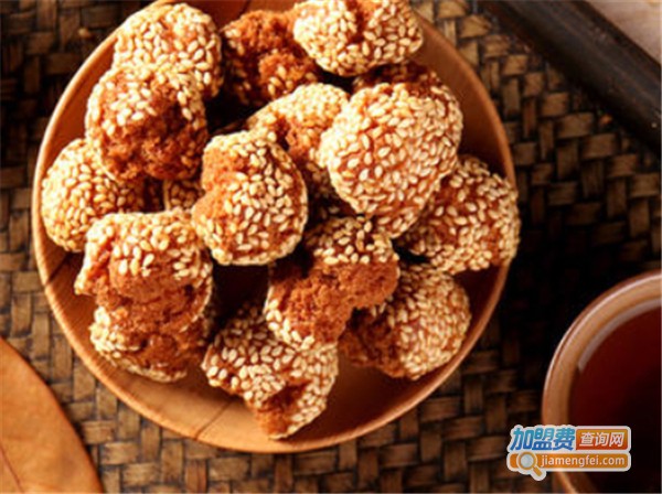 巧嘴零食加盟费