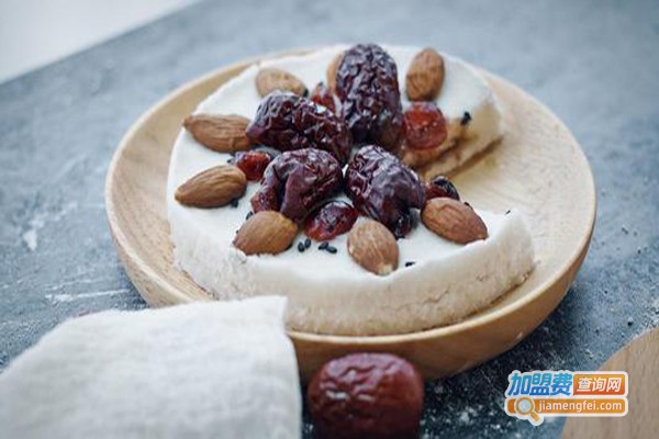 初味纯手工糕点加盟费