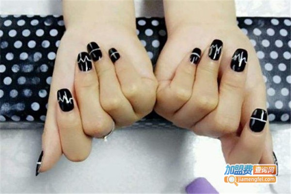 美人间美甲加盟费