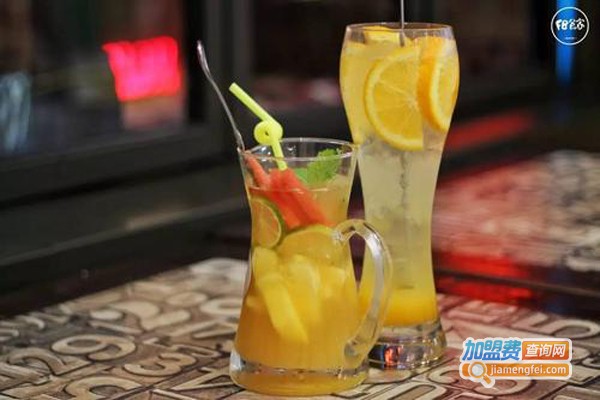 果光十色奶茶加盟费