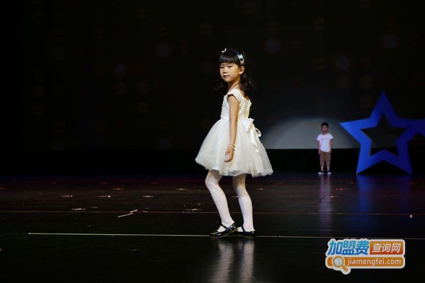 儿童模特培训学校加盟费