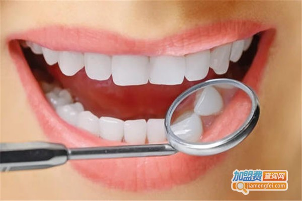 牙齿美白培训加盟