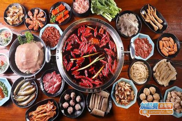 叁食而立市井火锅加盟费