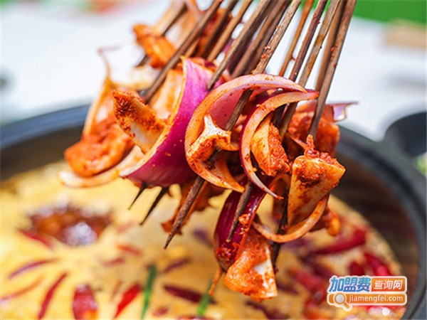 龙师兄串串香加盟费