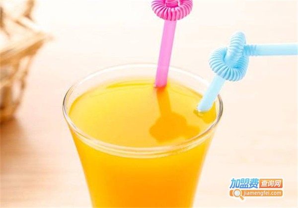 初涩茶饮加盟费