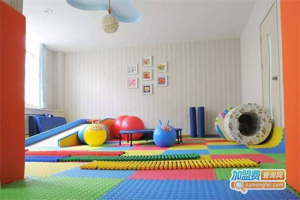 水晶烧烤小吃车