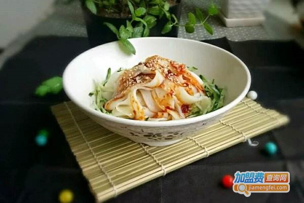 祁胖擀面皮加盟费