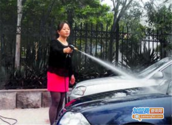 99元自助洗车加盟费