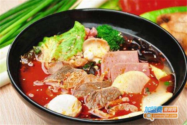 高小燚麻辣烫加盟费