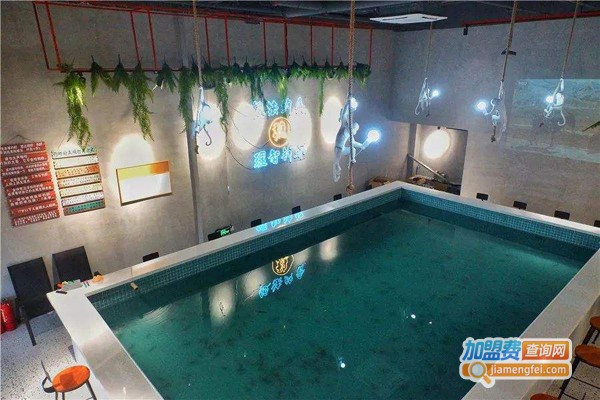 室内钓虾馆加盟