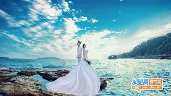 镜界婚纱摄影加盟费