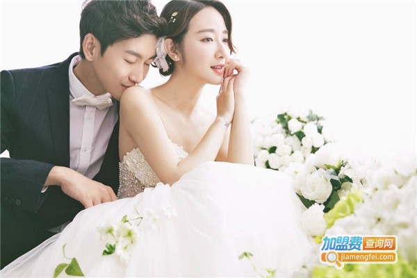 蔚蓝海岸婚纱摄影工作室加盟费