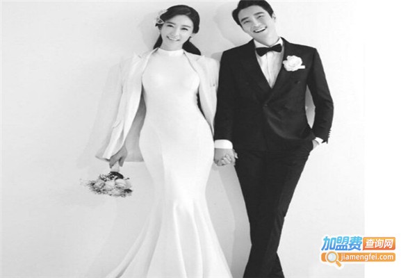 蔚蓝海岸婚纱摄影工作室加盟费