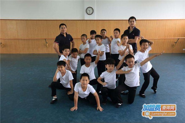 幼儿舞蹈班加盟费