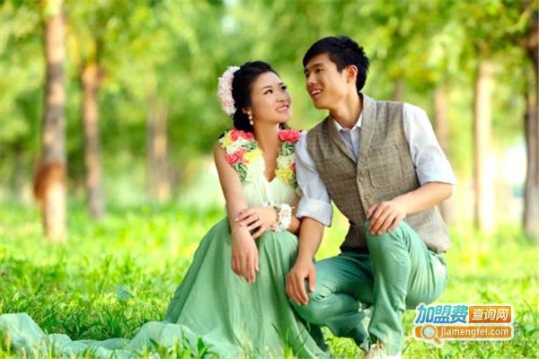 图兰朵婚纱摄影