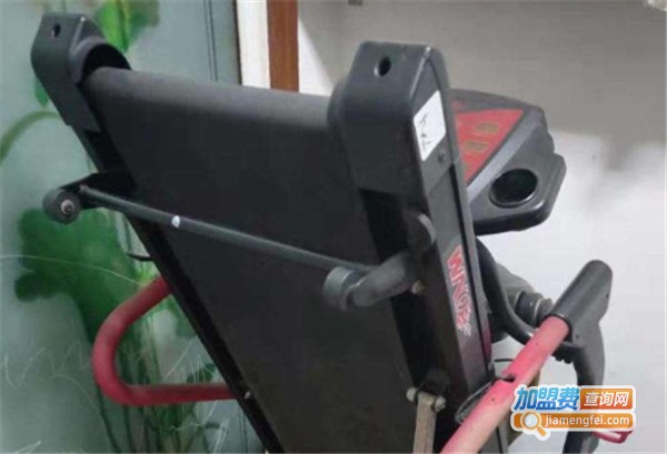 万年青跑步机加盟