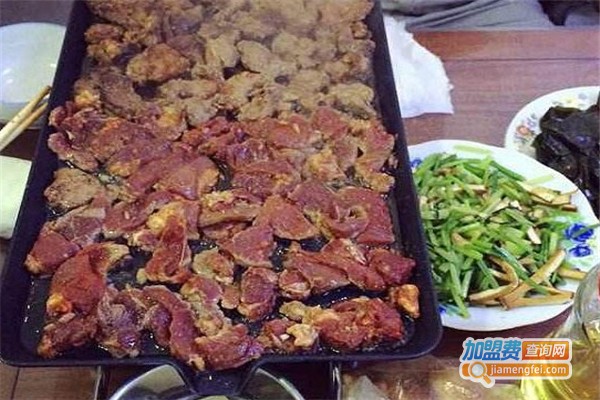 鲁班烤肉店加盟费