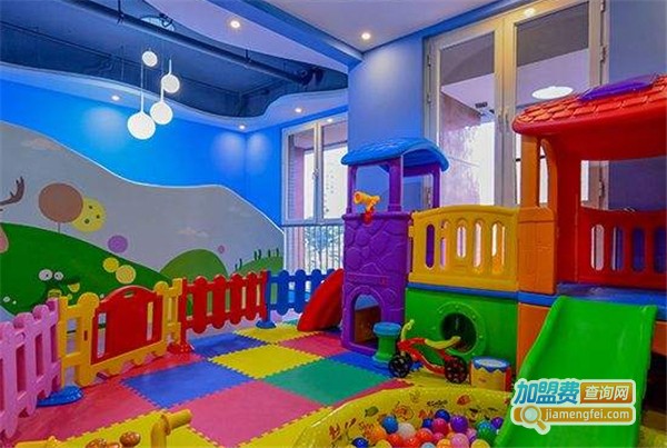 月儿湾早教中心加盟费